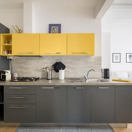 Apartment Canonica *