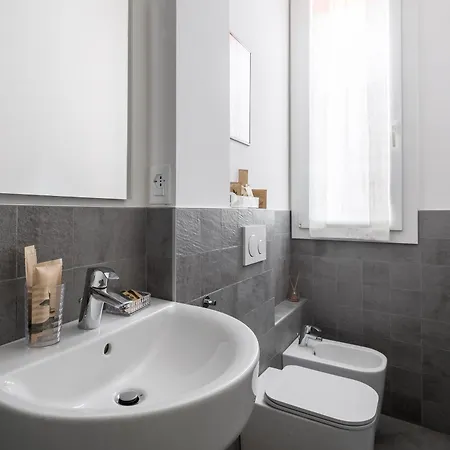 Apartment Canonica