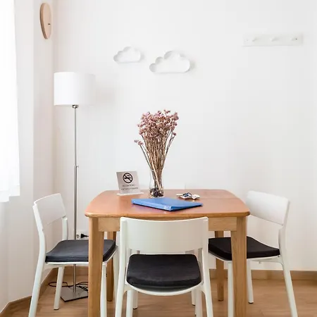 Canonica Apartment *